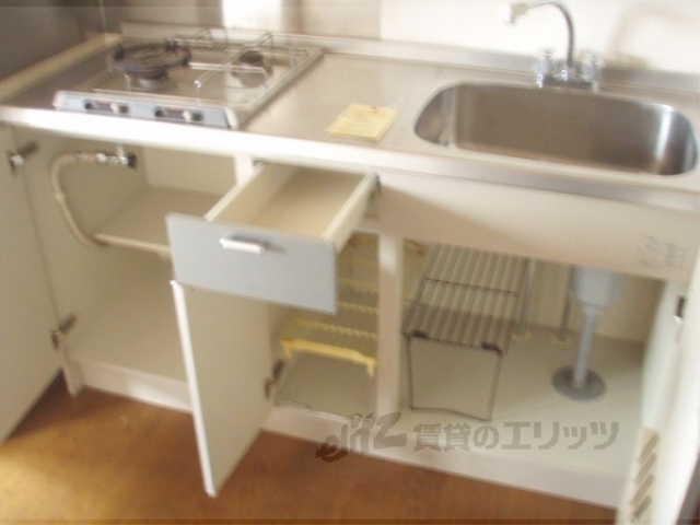 キッチン　収納