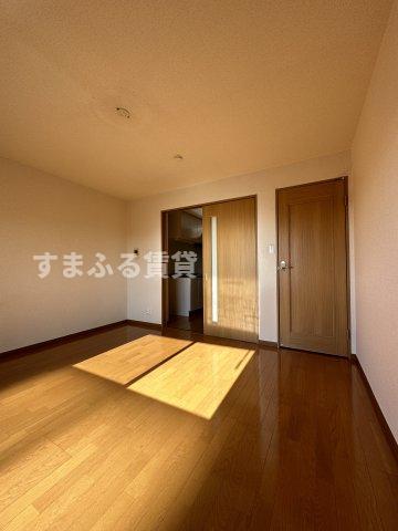 居室・リビング　同仕様　反転の場合あり