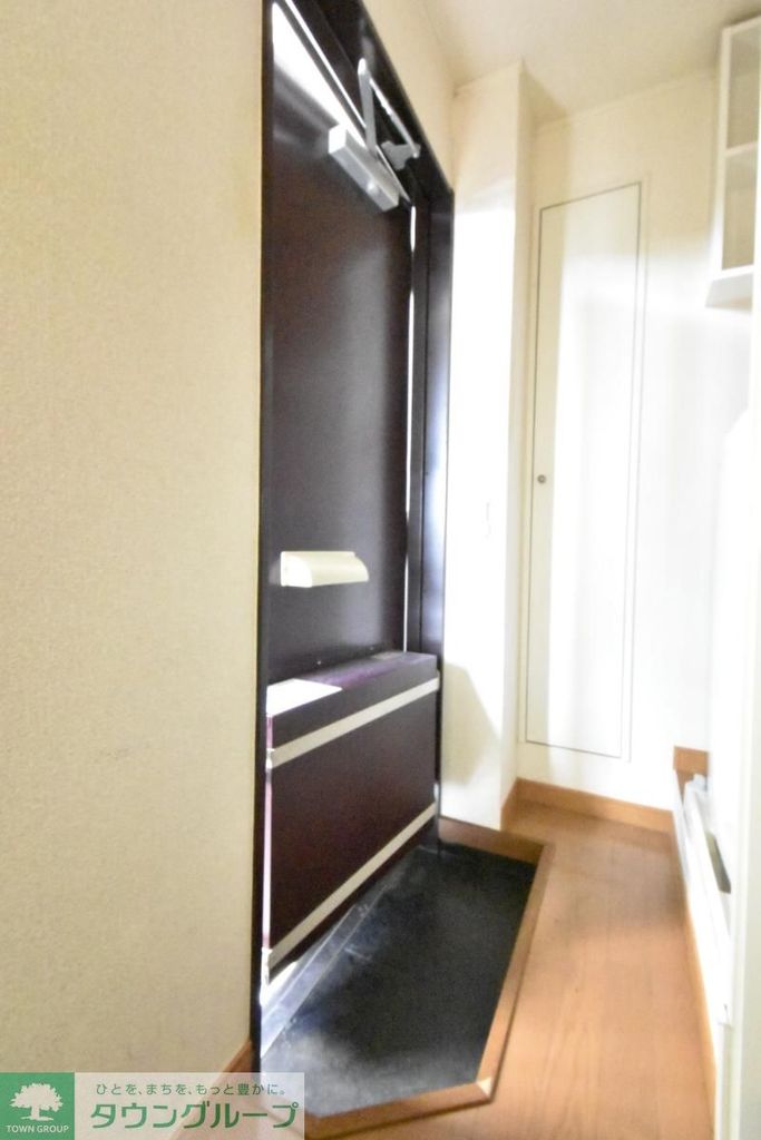 玄関　★お問い合わせはタウンハウジング町田店まで★