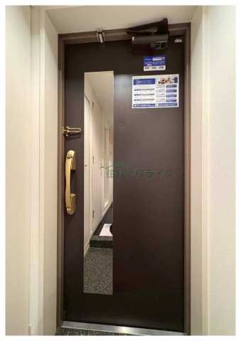 玄関　別部屋の参考写真です。