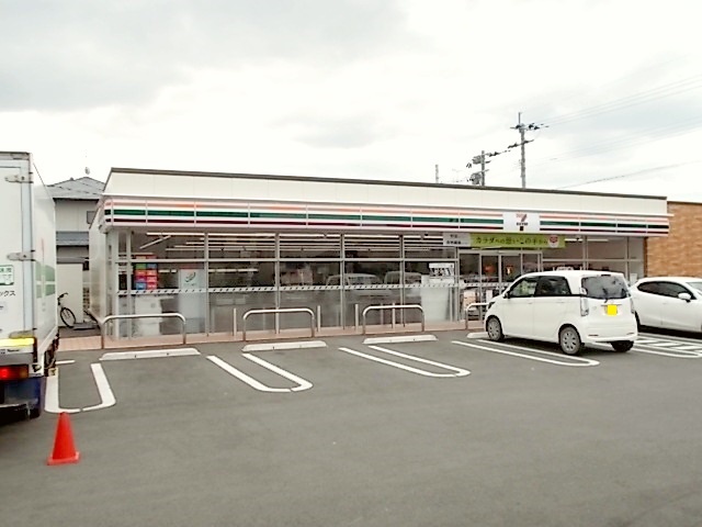 コンビニ　セブンイレブン菊陽町役場店（コンビニ）まで350m