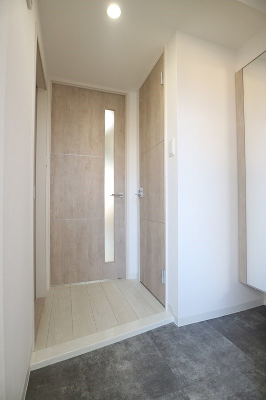 玄関　※別号室参考画像