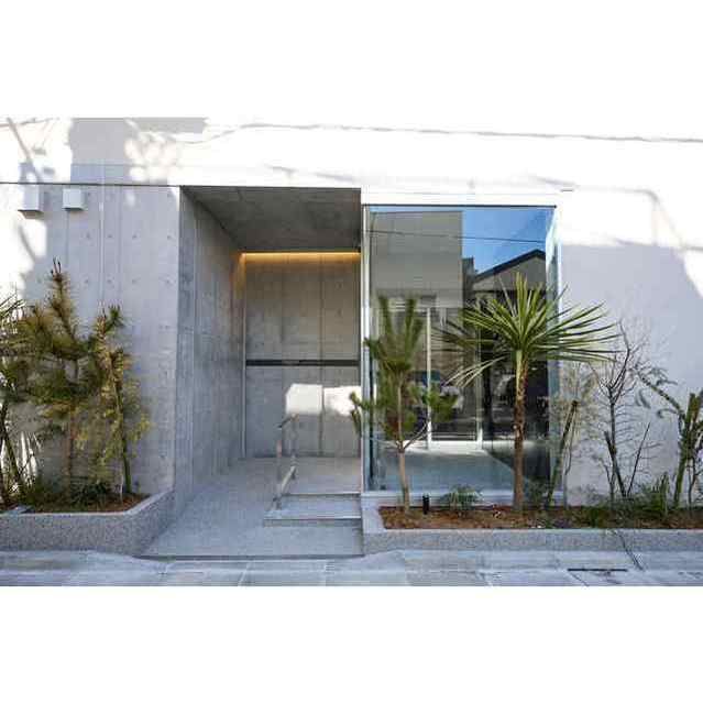 エントランス　毎日通るエントランスはこのようになっています