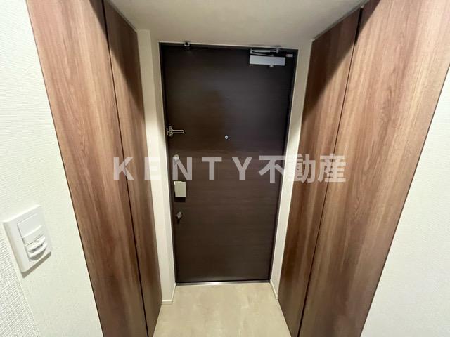 玄関　収納もある玄関です