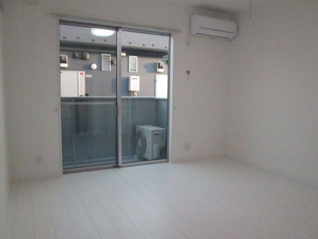 居室・リビング　他の部屋の写真になります