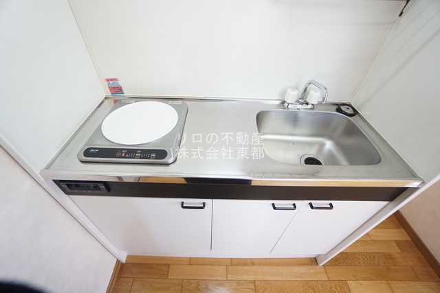 キッチン　火を使わず安心でお掃除も簡単なＩＨコンロです♪