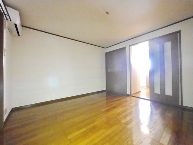 居室・リビング　★お部屋探しはタウンハウジング稲田堤店まで★