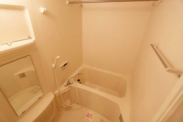 バス・シャワールーム　日々の疲れを癒すお風呂付です