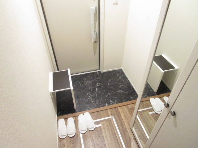 玄関　参考写真