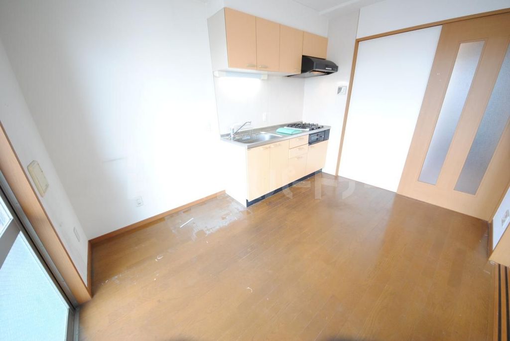 居室・リビング　リフォーム中です。