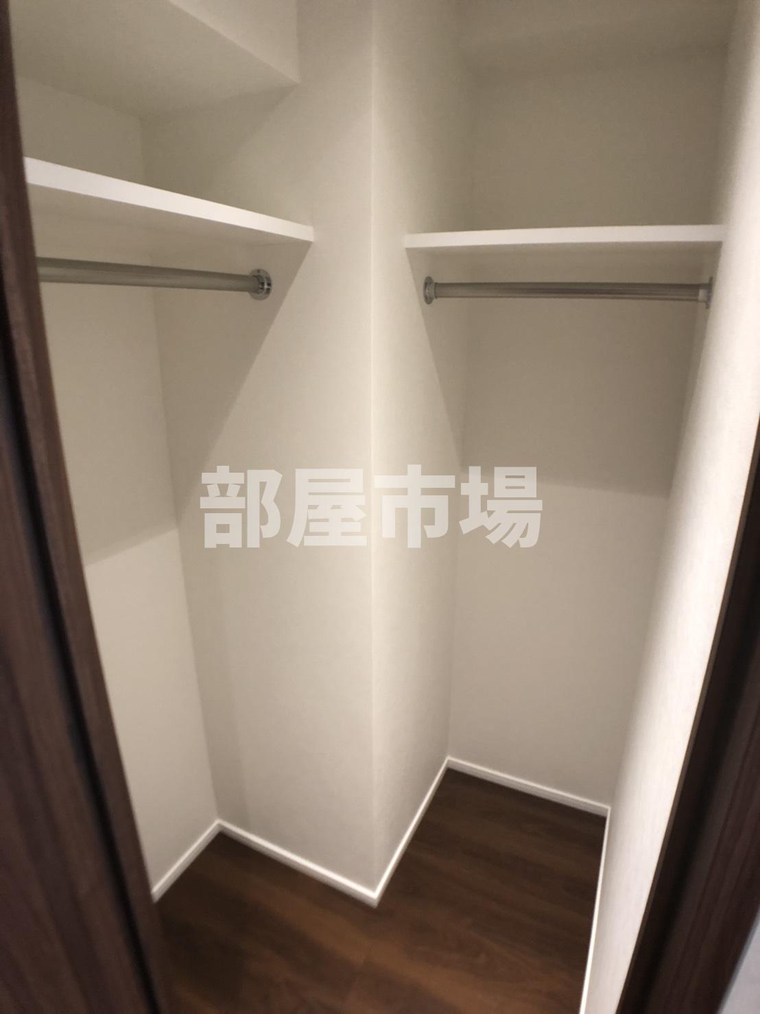 収納　ウォークインクローゼット