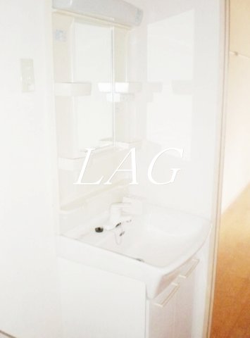 洗面設備　洗面台です。