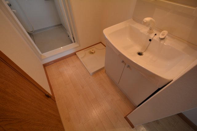 洗面設備　独立洗面化粧台付きでおすすめです！