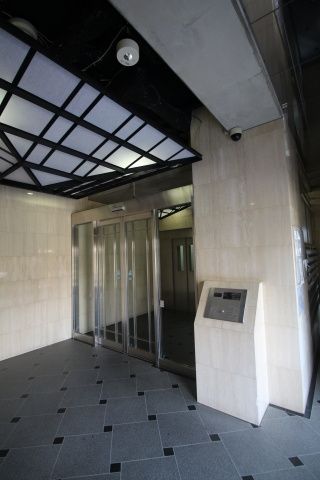 エントランス　Crest本郷　文京区向丘2