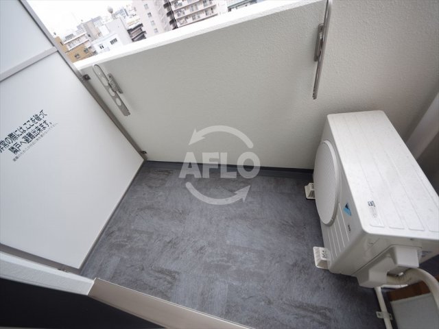 バルコニー　ラシュレエグゼ難波西　バルコニー