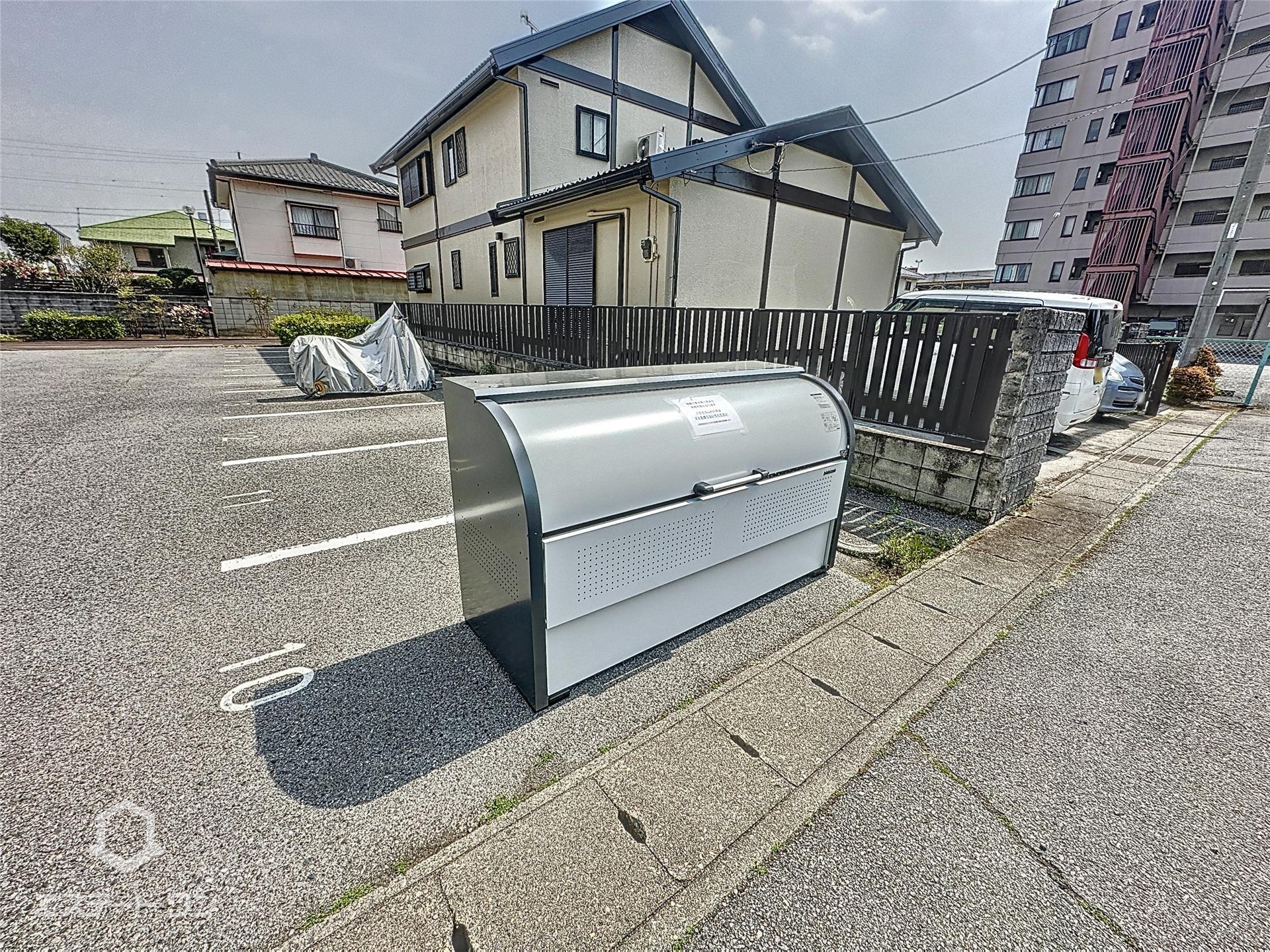 その他　敷地内にゴミステーション完備◎