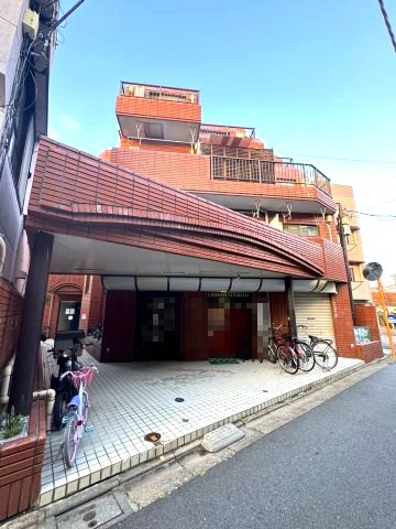 建物外観　外はこのようになっています