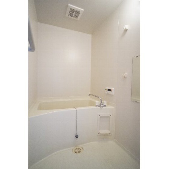 バス・シャワールーム　追い焚き付き