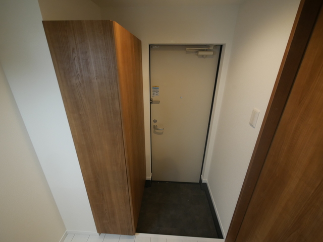 玄関　★お掃除のし易い玄関です★