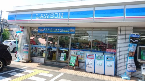 コンビニ　ローソン 伊丹東有岡一丁目店（コンビニ）まで369m