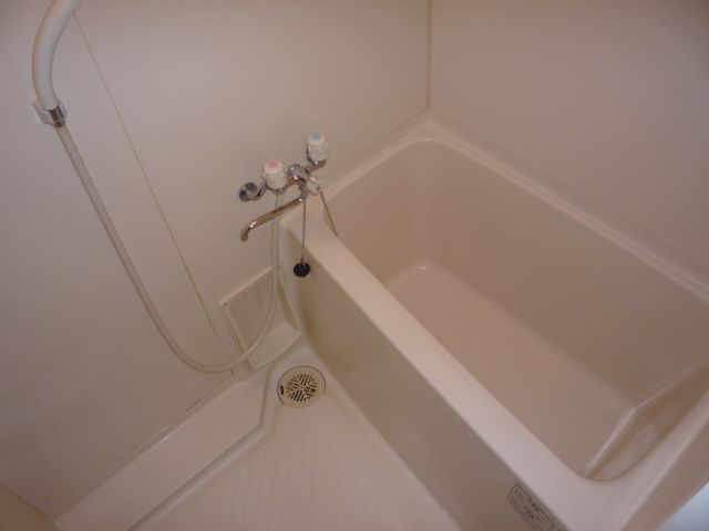 バス・シャワールーム　給湯式バスルーム