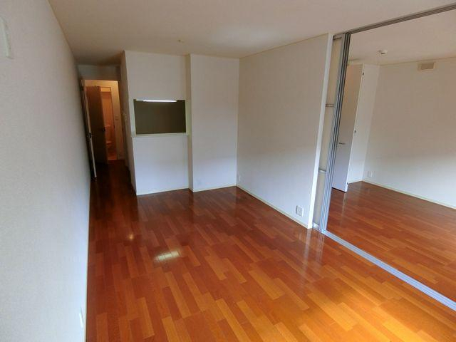 居室・リビング　同建物、別部屋のお写真です。参考にご覧ください。