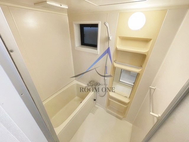 バス・シャワールーム　お風呂です。