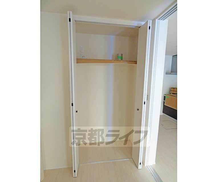 収納　広々とした収納です。