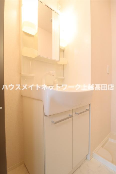 洗面設備　洗髪洗面化粧台