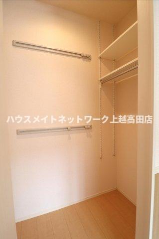 収納　クローゼット