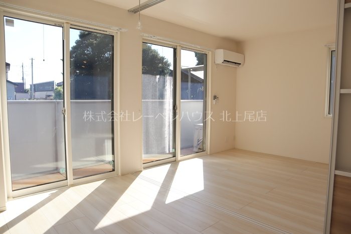 居室・リビング　お問い合わせは048-772-8202