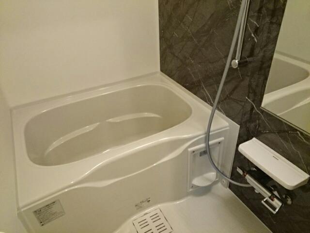 バス・シャワールーム　同仕様写真