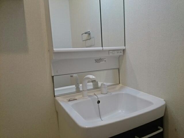 洗面設備　同仕様写真