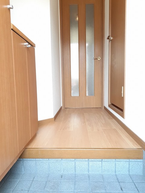 玄関　下駄箱付き♪