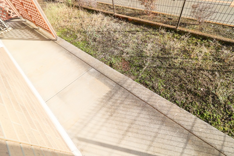 バルコニー　図面と現状に相違がある場合には現状を優先