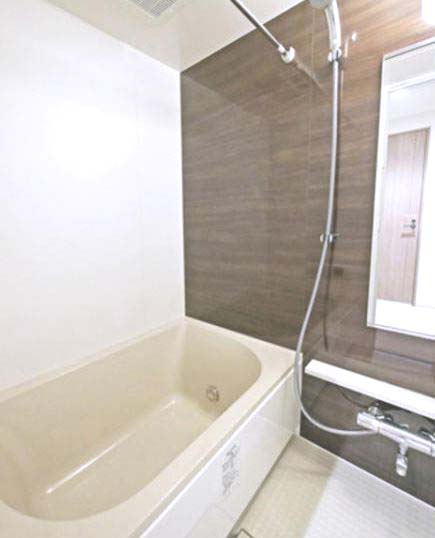 バス・シャワールーム　★浴室乾燥機付きバスルーム★