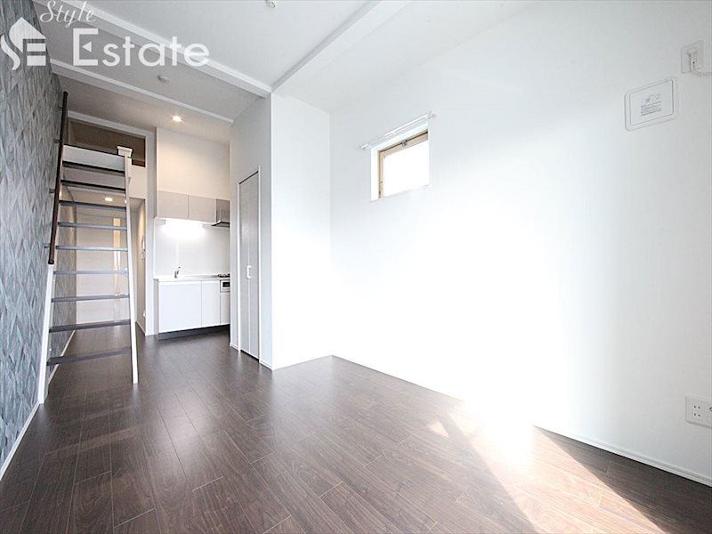 居室・リビング　内装