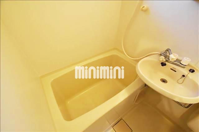 バス・シャワールーム　掃除がしやすいユニットバス