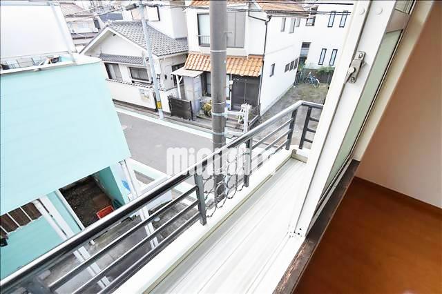 バルコニー　洗濯物も干せます