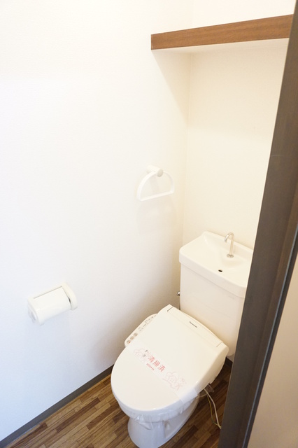 トイレ　トイレは快適な洗浄便座