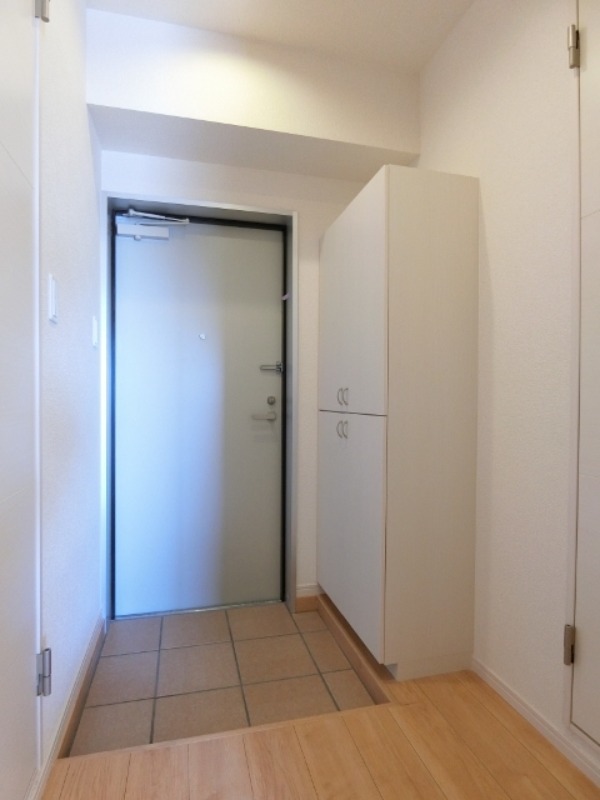 玄関　図面と現状に相違がある場合には現状を優先