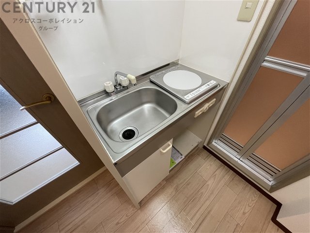 キッチン　IHコンロ付きのコンパクトなキッチン！