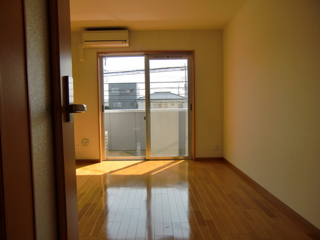 居室・リビング　洋室