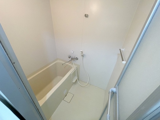 バス・シャワールーム　※別号室の写真です