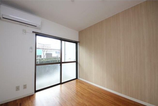 居室・リビング　写真は前回入居時のもの