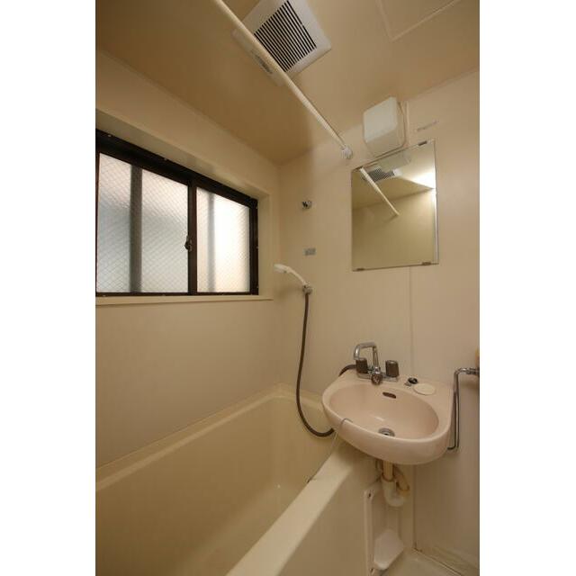 バス・シャワールーム　写真は前回入居時のもの