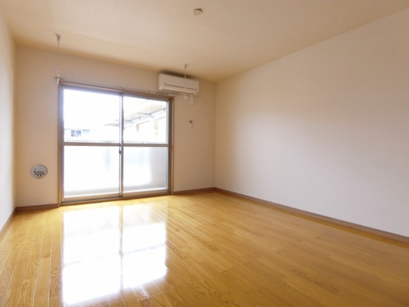 居室・リビング　図面と現状に相違がある場合には現状を優先