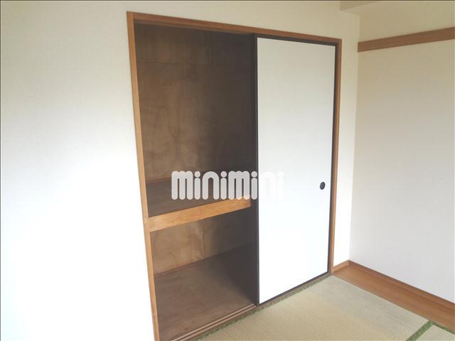 エントランス　押入