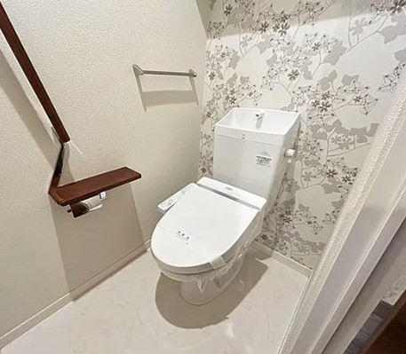 トイレ　同物件別号室