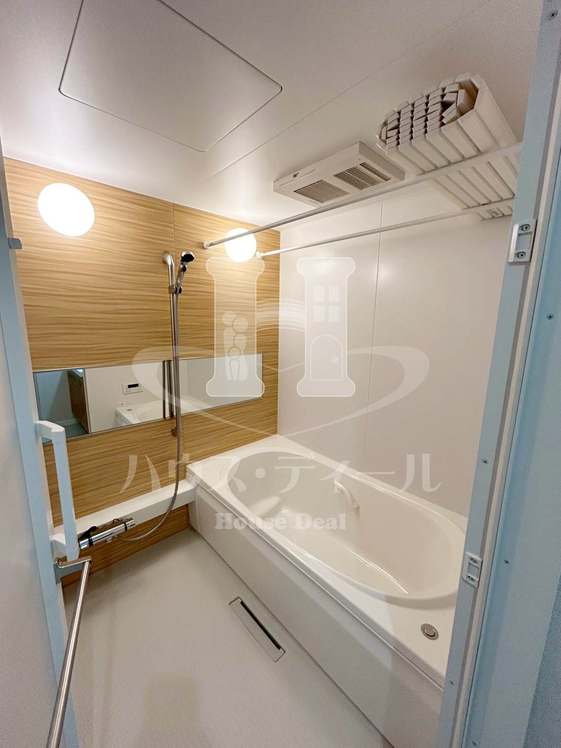 バス・シャワールーム　ゆったり過ごせるお風呂です